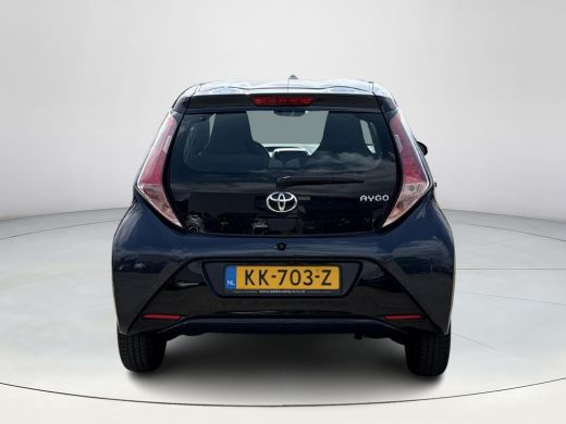 Toyota Aygo 1.0 VVT-i x-play **AIRCO/ BLUETOOTH/ PARKEERCAMERA** ActivLease financial lease