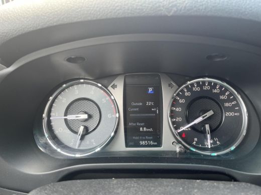 Toyota Hilux 2.8 D-4D Double Cab Professional Premium | Hardtop | BF Goodrich | CarPlay | Trekhaak ActivLease financial lease