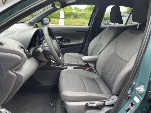 Toyota Yaris Cross 1.5 Hybrid 115 Dynamic | Comfort Pack | Nieuw uit voorraad leverbaar | ActivLease financial lease