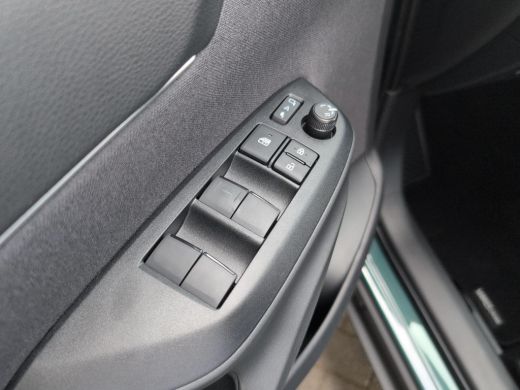 Toyota Yaris Cross 1.5 Hybrid 115 Dynamic | Android Auto | Apple Carplay | NIEUWE Auto ActivLease financial lease