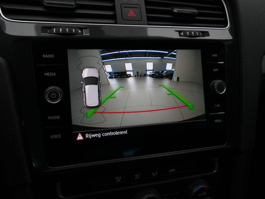 Volkswagen e-Golf E-DITION 136pk Navigatie Camera Acc Led 139 ActivLease financial lease