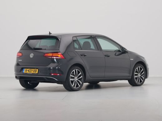 Volkswagen e-Golf E-DITION 136pk Navigatie Camera Acc Led 139 ActivLease financial lease