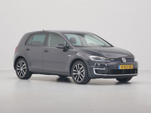 Volkswagen e-Golf E-DITION 136pk Navigatie Camera Acc Led 139 ActivLease financial lease