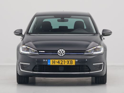 Volkswagen e-Golf E-DITION 136pk Navigatie Camera Acc Led 139 ActivLease financial lease