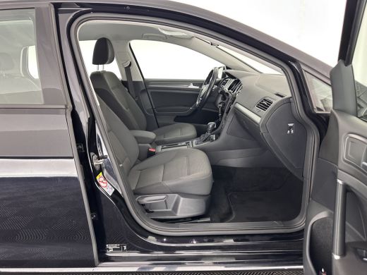 Volkswagen e-Golf E-DITION Aut. *HEAT-PUMP | ADAPTIVE-CRUISE | FULL-LED | DAB+ | NAVI-FULLMAP | CARPLAY | HEATED-CO... ActivLease financial lease