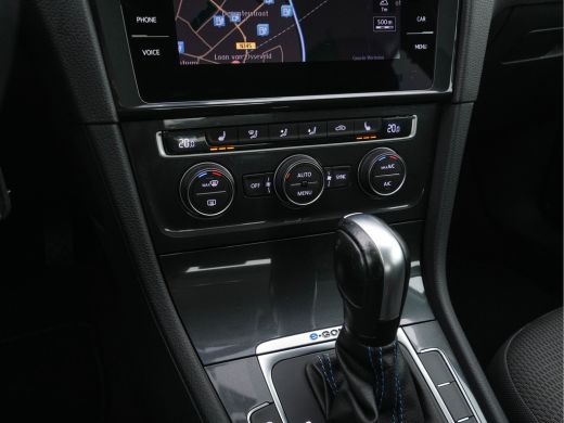 Volkswagen e-Golf E-DITION Aut. *HEAT-PUMP | ADAPTIVE-CRUISE | FULL-LED | DAB+ | NAVI-FULLMAP | CARPLAY | HEATED-CO... ActivLease financial lease
