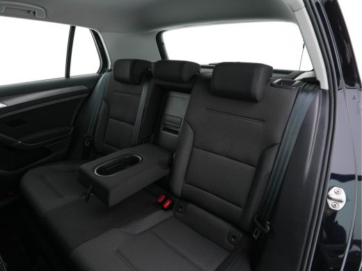 Volkswagen e-Golf E-DITION Aut. *HEAT-PUMP | ADAPTIVE-CRUISE | FULL-LED | DAB+ | NAVI-FULLMAP | CARPLAY | HEATED-CO... ActivLease financial lease