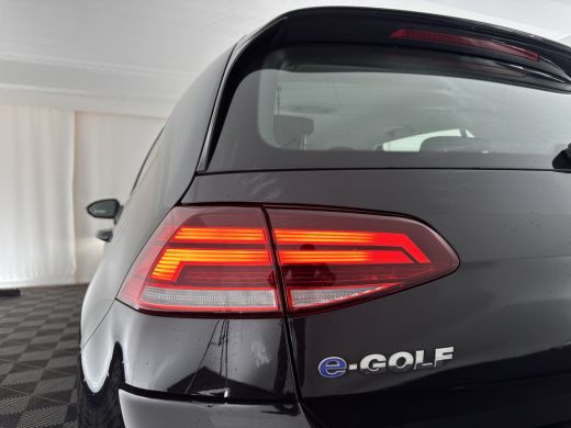 Volkswagen e-Golf E-DITION Aut. *HEAT-PUMP | ADAPTIVE-CRUISE | FULL-LED | DAB+ | NAVI-FULLMAP | CARPLAY | HEATED-CO... ActivLease financial lease
