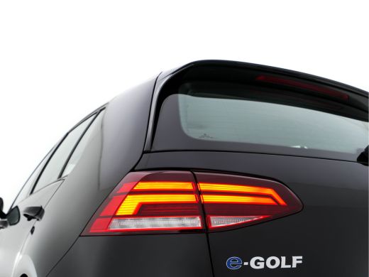 Volkswagen e-Golf E-DITION Aut. *HEAT-PUMP | ADAPTIVE-CRUISE | FULL-LED | DAB+ | NAVI-FULLMAP | CARPLAY | HEATED-CO... ActivLease financial lease