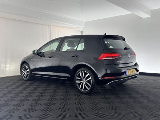 Volkswagen e-Golf E-DITION Aut. *HEAT-PUMP | ADAPTIVE-CRUISE | FULL-LED | DAB+ | NAVI-FULLMAP | CARPLAY | HEATED-CO... ActivLease financial lease