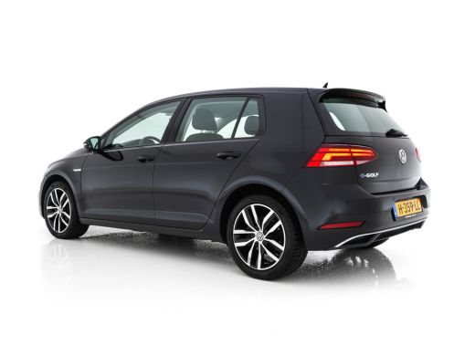 Volkswagen e-Golf E-DITION Aut. *HEAT-PUMP | ADAPTIVE-CRUISE | FULL-LED | DAB+ | NAVI-FULLMAP | CARPLAY | HEATED-CO... ActivLease financial lease