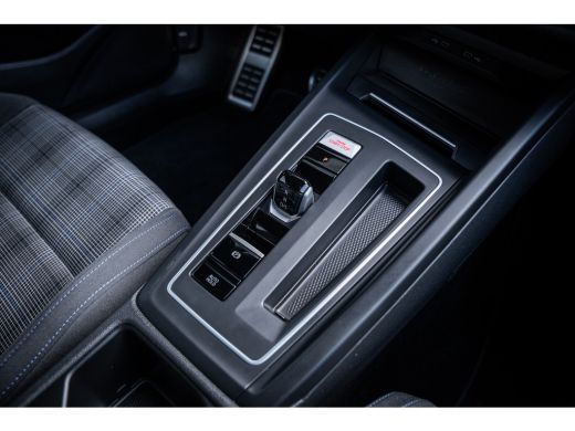 Volkswagen Golf 1.4 eHybrid GTE | Apple Carplay/Android Auto|telefoonintegratie premium | Cruise control adaptief... ActivLease financial lease