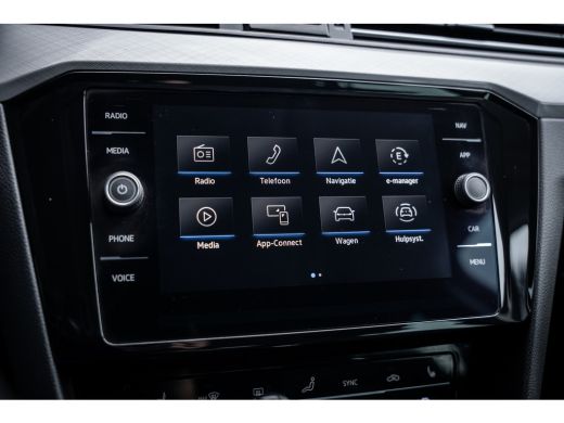 Volkswagen Passat Variant 1.4 TSI PHEV GTE Business | Achteruitrijcamera | Trekhaak elektrisch uitklapbaar | Winter... ActivLease financial lease