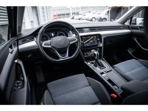Volkswagen Passat Variant 1.4 TSI PHEV GTE Business | Achteruitrijcamera | Trekhaak elektrisch uitklapbaar | Winter... ActivLease financial lease