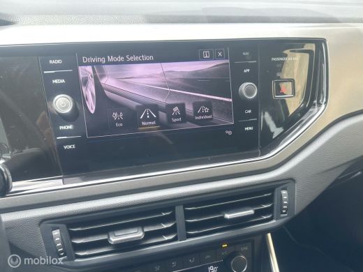 Volkswagen Polo 1.0 TSI 95pk Comfortline Business CLIMATE CONTROLE CARPLAY ACHTERUITRIJ CAMERA ADAPTIVE CRUISE CO... ActivLease financial lease