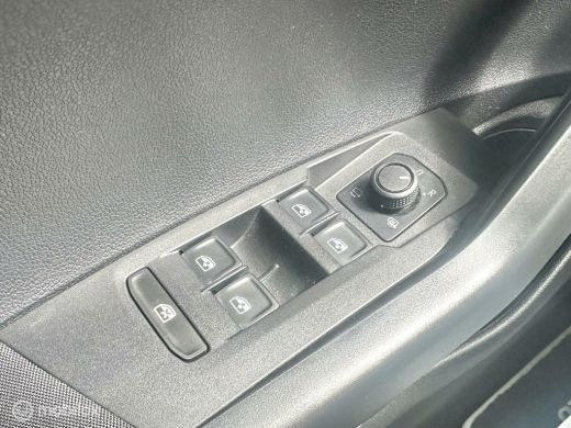 Volkswagen Polo 1.0 TSI 95pk Comfortline Business CLIMATE CONTROLE CARPLAY ACHTERUITRIJ CAMERA ADAPTIVE CRUISE CO... ActivLease financial lease