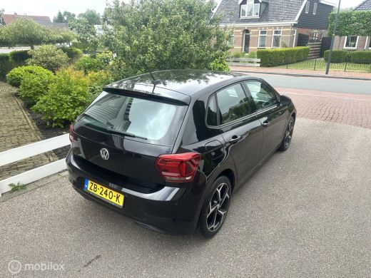 Volkswagen Polo 1.0 TSI 95PK COMFORTLINE PARKEERSENSOREN ADAPTIVE CRUISE CONTROLE CARPLAY 17 INCH VELGEN MOOIE AU... ActivLease financial lease