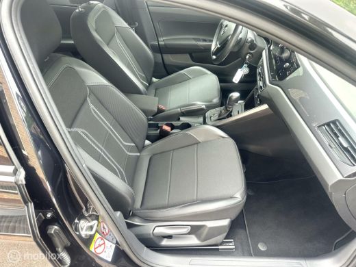 Volkswagen Polo 1.0 TSI 95PK COMFORTLINE PARKEERSENSOREN ADAPTIVE CRUISE CONTROLE CARPLAY 17 INCH VELGEN MOOIE AU... ActivLease financial lease