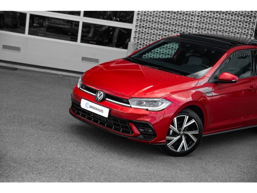Volkswagen Polo R-Line Edition | 'App-Connect' draadloze smartphone integratie | Achterlichten LED | Afstandscont... ActivLease financial lease