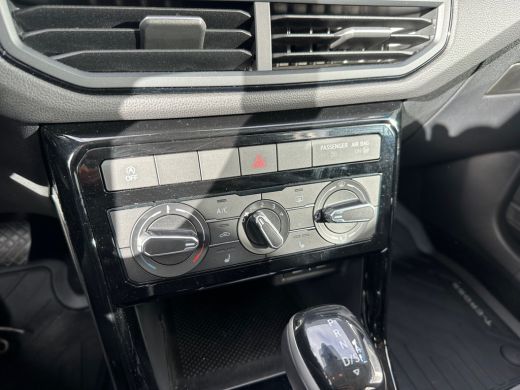 Volkswagen T-Cross 1.0 TSI App Connect ActivLease financial lease