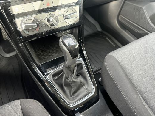 Volkswagen T-Cross 1.0 TSI App Connect ActivLease financial lease