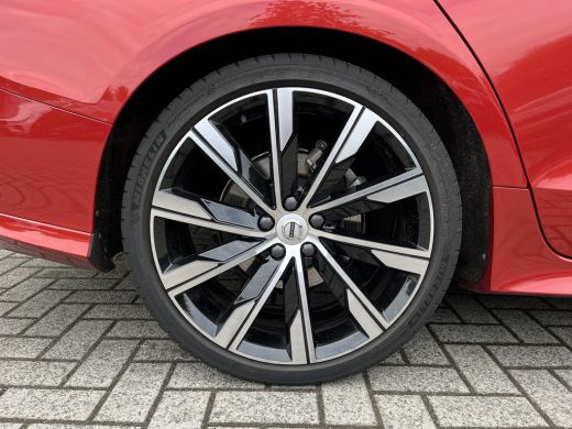Volvo  S60 2.0 B3 R-Design 20 inch | Styling Kit | Sportstoel | Climate pack | ActivLease financial lease