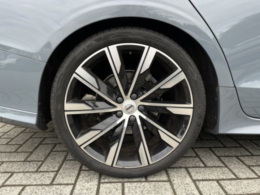 Volvo  S60 2.0 B3 R-Design Styling Kit | 20 inch | Pano | Sportstoel | ActivLease financial lease