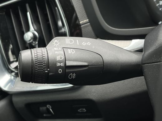 Volvo  S60 2.0 B3 R-Design Styling Kit | 20 inch | Pano | Sportstoel | ActivLease financial lease