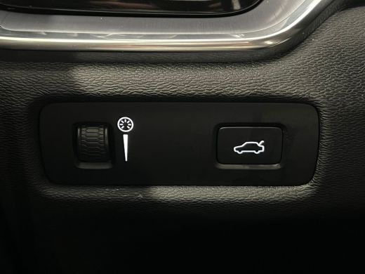 Volvo  V60 B3 Business Pro | Achteruitrijcamera | Audio installatie premium | Cruise control adaptief met St... ActivLease financial lease