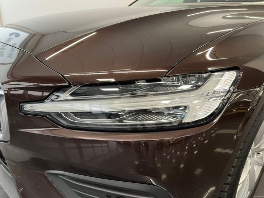 Volvo  V60 B3 Business Pro | Achteruitrijcamera | Audio installatie premium | Cruise control adaptief met St... ActivLease financial lease