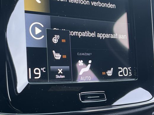 Volvo  XC40 2.0 B4 R-Design | Achteruitrijcamera | Audio installatie premium | Extra getint glas ActivLease financial lease