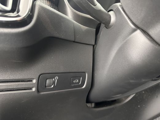 Volvo  XC40 Recharge Core [ 3-Fase ] (INCL-BTW) Aut. *FULL-LED | NAVI-FULLMAP | CAMERA | KEYLESS | HEATED-SPO... ActivLease financial lease