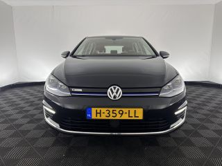 Volkswagen e-Golf E-DITION Aut. *HEAT-PUMP | ADAPTIVE-CRUISE | FULL-LED | DAB+ | NAVI-FULLMAP | CARPLAY | HEATED-CO...