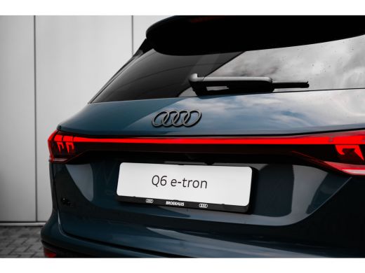 Audi Q6 e-tron S edition | Achteruitrijcamera | Adaptive cruise control | Audi sound system ActivLease financial lease