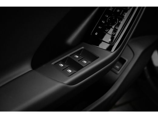 Audi Q6 e-tron S edition | Achteruitrijcamera | Adaptive cruise control | Audi sound system ActivLease financial lease