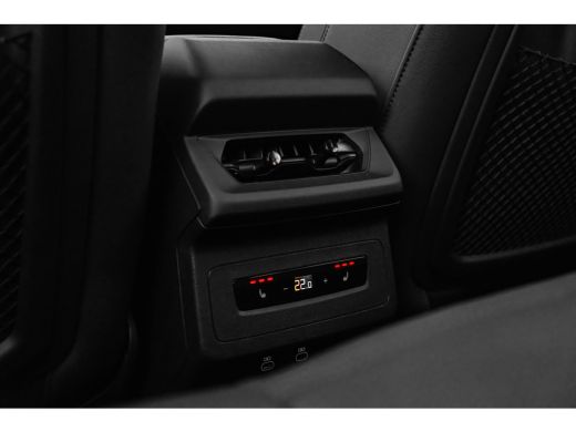 Audi SQ6 SQ6 | Adaptive cruise control | Audi smartphone interface | Audi sound system ActivLease financial lease