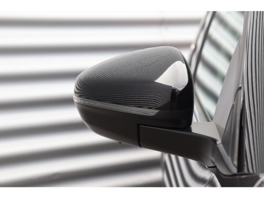 Citroën C5 Aircross Citroën 1.6 PLUG-IN HYBRID 225PK SHINE AUTOMAAT / NAVI / LEDER / CLIMA / FULL-LED / PDC / 19" LMV... ActivLease financial lease