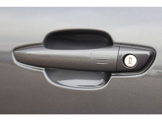 Citroën C5 Aircross Citroën 1.6 PLUG-IN HYBRID 225PK SHINE AUTOMAAT / NAVI / LEDER / CLIMA / FULL-LED / PDC / 19" LMV... ActivLease financial lease