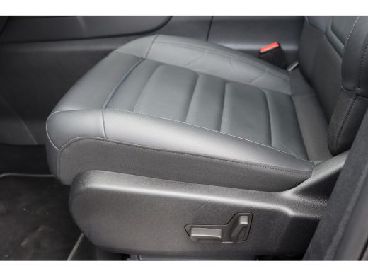 Citroën C5 Aircross Citroën 1.6 PLUG-IN HYBRID 225PK SHINE AUTOMAAT / NAVI / LEDER / CLIMA / FULL-LED / PDC / 19" LMV... ActivLease financial lease