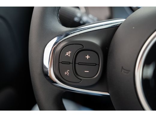 Fiat 500 1.0 Hybrid Dolcevita | Panoramadak | Parkeersensoren | Climate Controle | Apple Carplay & Android... ActivLease financial lease