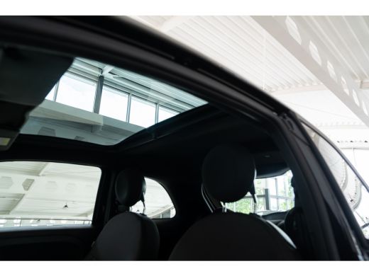 Fiat 500 1.0 Hybrid Dolcevita | Panoramadak | Parkeersensoren | Climate Controle | Apple Carplay & Android... ActivLease financial lease