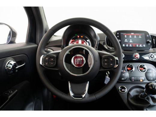 Fiat 500 1.0 Hybrid Dolcevita | Panoramadak | Parkeersensoren | Climate Controle | Apple Carplay & Android... ActivLease financial lease