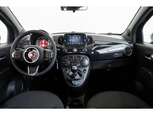 Fiat 500 1.0 Hybrid Dolcevita | Panoramadak | Parkeersensoren | Climate Controle | Apple Carplay & Android... ActivLease financial lease