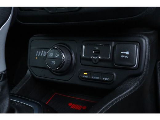 Jeep Renegade 4xe 240 Plug-in Hybrid Electric S | Adaptieve Cruise | LED | Stoel+Stuurverwarming | 19 INCH | Na... ActivLease financial lease