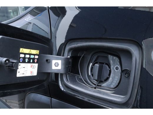 Jeep Renegade 4xe 240 Plug-in Hybrid Electric S | Adaptieve Cruise | LED | Stoel+Stuurverwarming | 19 INCH | Na... ActivLease financial lease