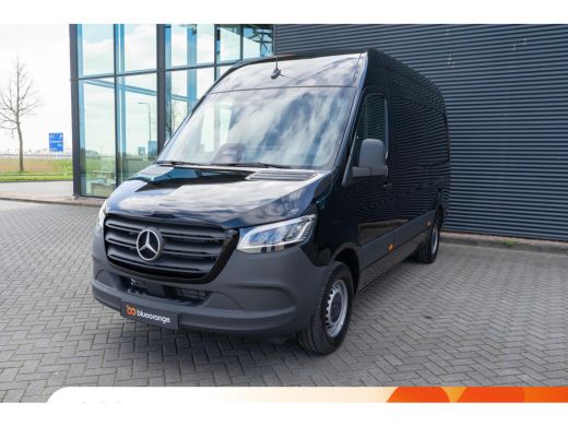 Mercedes Sprinter 317 1.9 CDI L2H2 170PK AUT 3,5T trekgewicht, Distronic, 10,25 MBUX, Navigatie, LED, side assist, ... Mercedes Sprinter 317 1.9 CDI L2H2 170PK AUT 3,5T trekgewicht, Distronic, 10,25 MBUX, Navigatie, LED, side assist, ...