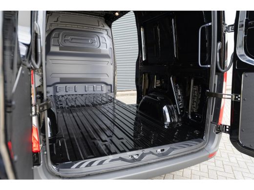 Mercedes Sprinter 317 1.9 CDI L2H2 170PK AUT 3,5T trekgewicht, Distronic, 10,25 MBUX, Navigatie, LED, side assist, ... ActivLease financial lease