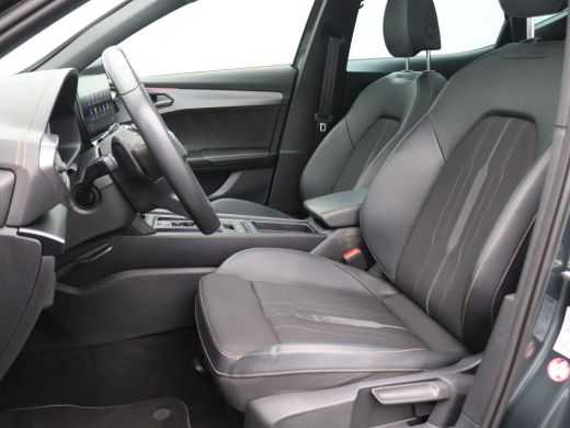 CUPRA Formentor 1.4 e-Hybrid business 204PK DSG full led, adaptive cruise, schuif-kanteldak, keyless, stuur-stoel... ActivLease financial lease