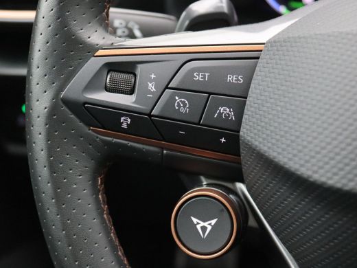 CUPRA Formentor 1.4 e-Hybrid VZ Performance 245 PK DSG supersport stuur, elektrische achterklep, dodehoeksensor, ... ActivLease financial lease