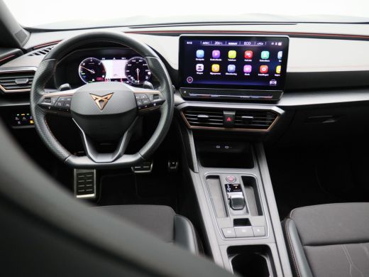 CUPRA Formentor 1.4 e-Hybrid VZ Performance 245PK DSG Panoramadak, trekhaak, keyless, side assist, achteruitrijca... ActivLease financial lease